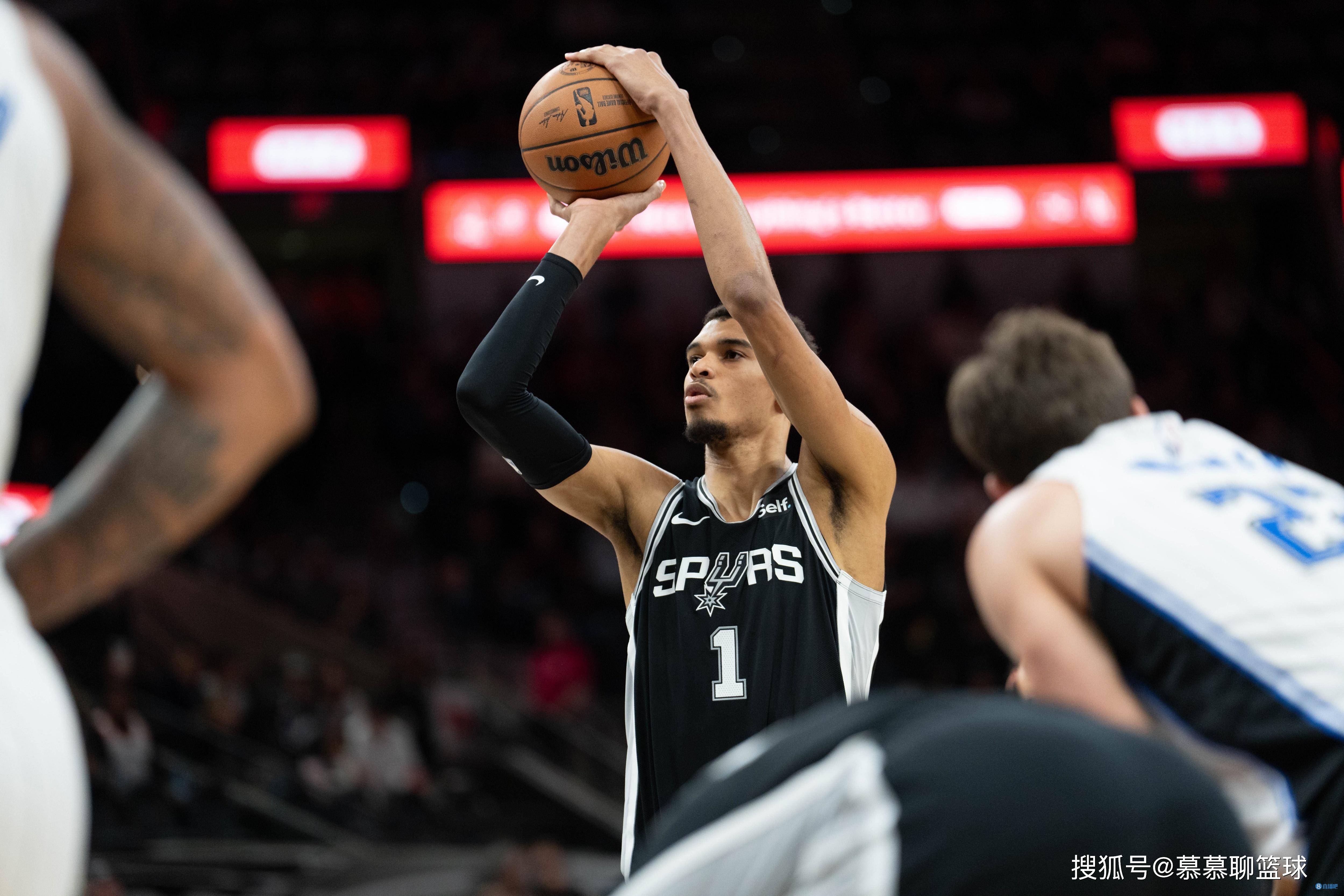 ayx-那不勒斯转会期遗憾出局，志在全明星赛名次提升，震撼外界，临场指挥获称赞-ayx